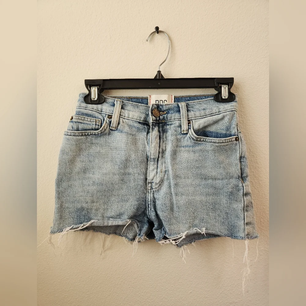 BDG Urban Outfitters Womens Girlfriend Shorts High Rise Denim Cutoffs Size 24